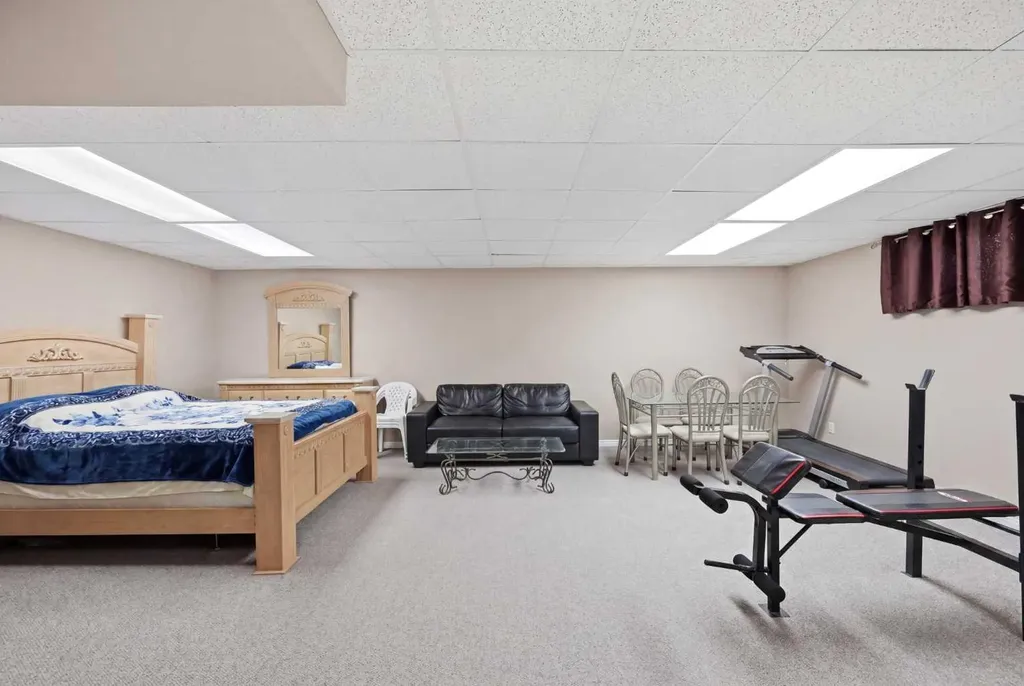 61 Saddleland Drive NE Calgary AB T3J 5J3