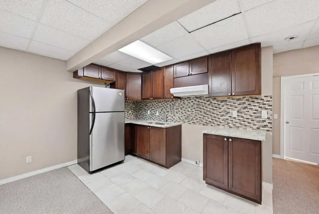 61 Saddleland Drive NE Calgary AB T3J 5J3