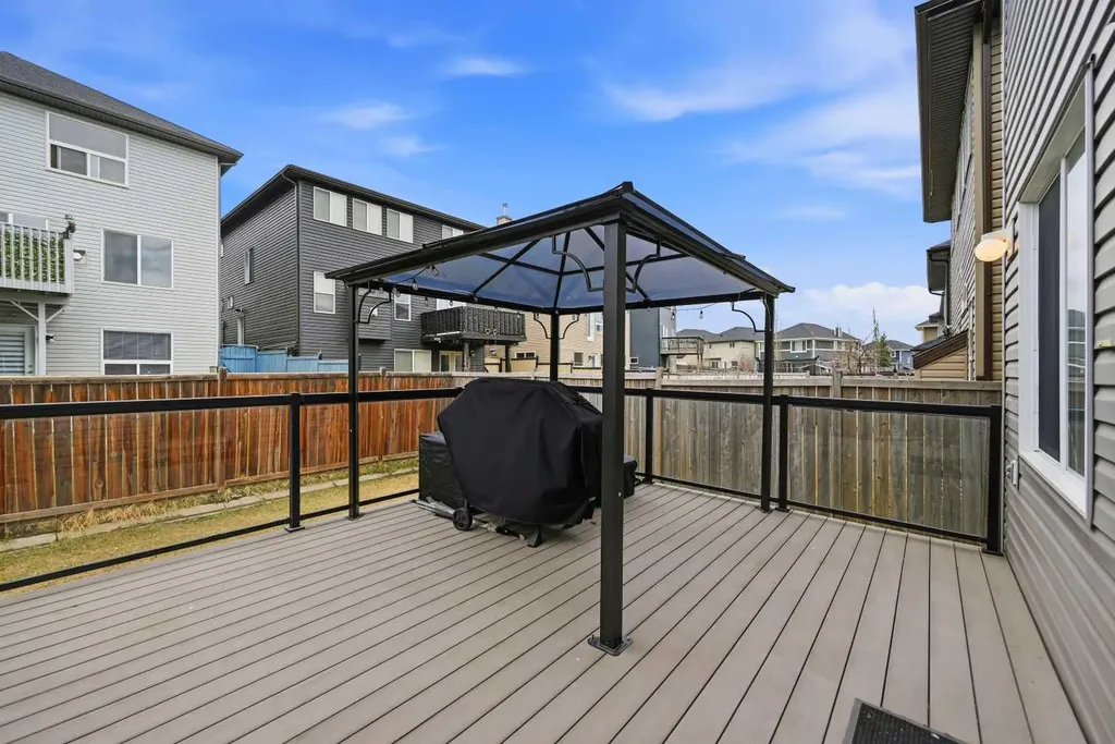 61 Saddleland Drive NE Calgary AB T3J 5J3