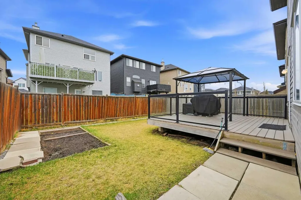 61 Saddleland Drive NE Calgary AB T3J 5J3