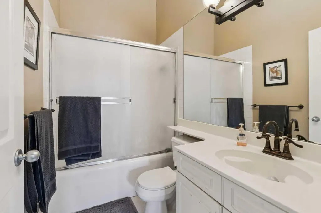 8373 Edgevalley Drive NW Calgary AB T3A 4X6