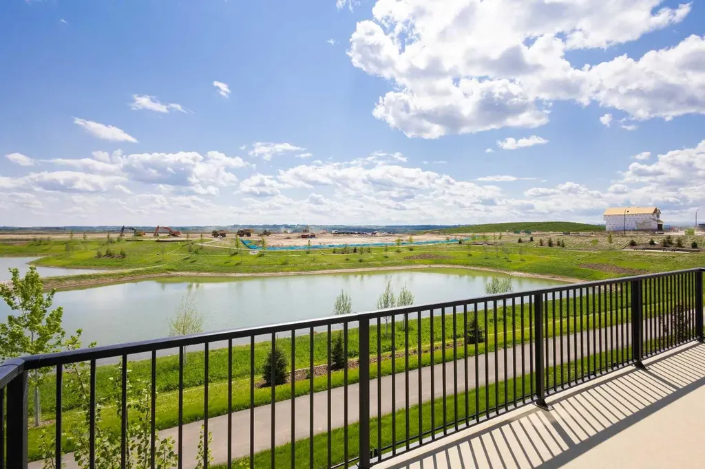 71 Ricardo Ranch Avenue SE Calgary AB T3M 3Z6