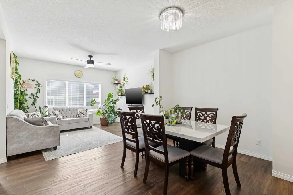 651 Savanna Landing NE Calgary AB T3J 2E4