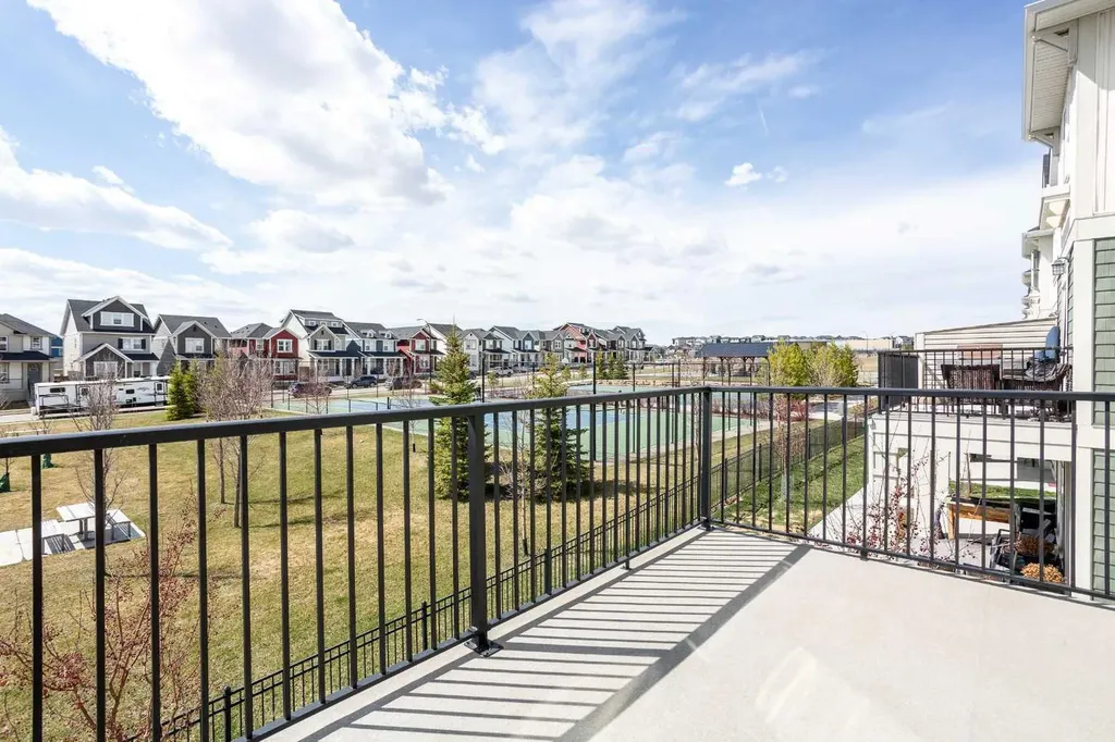 449 South Point Lane SW Airdrie AB T4B 5G8