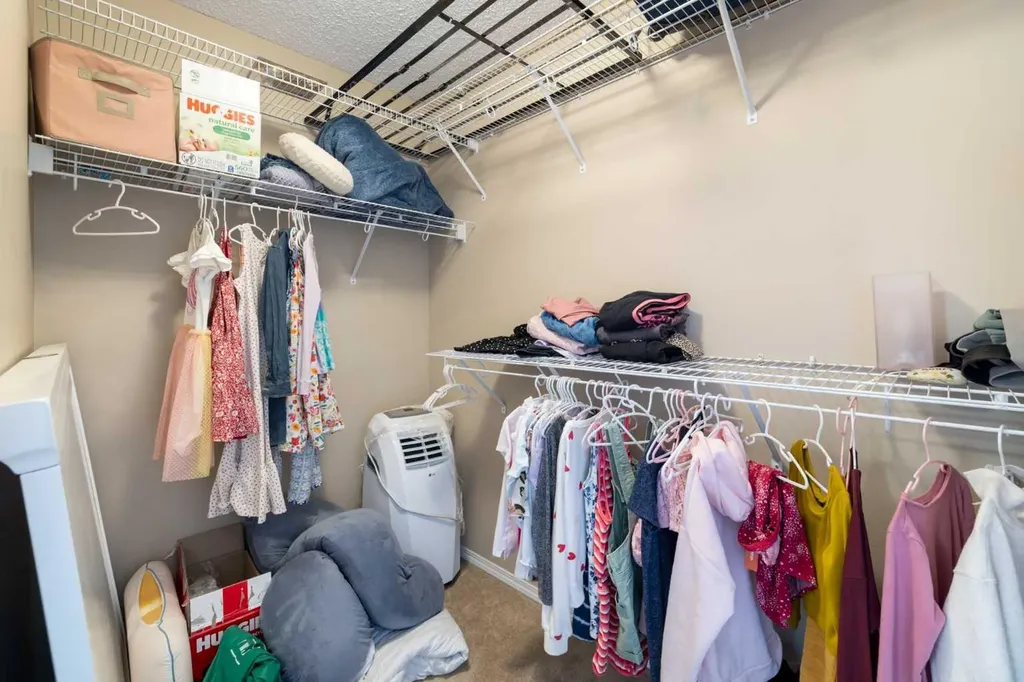 47 Covehaven Mews NE Calgary AB T3K 0E2