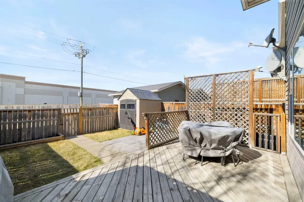 47 Covehaven Mews NE Calgary AB T3K 0E2