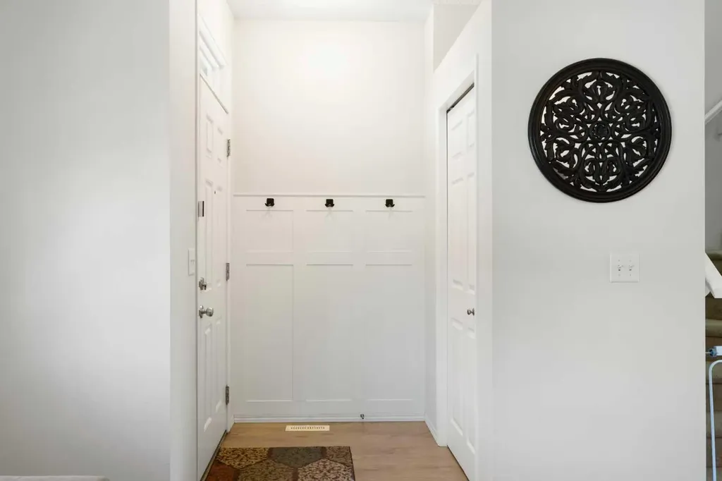 47 Covehaven Mews NE Calgary AB T3K 0E2