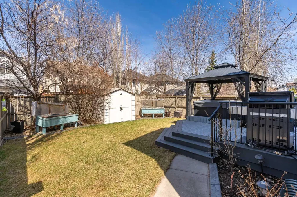 22 Brightondale Park SE Calgary AB T2Z4N7