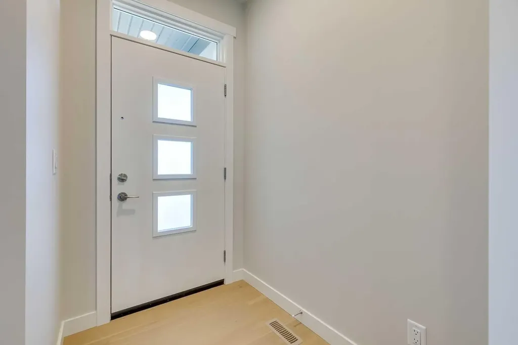 157 Wolf Hollow Drive SE Calgary AB T2X 6C4