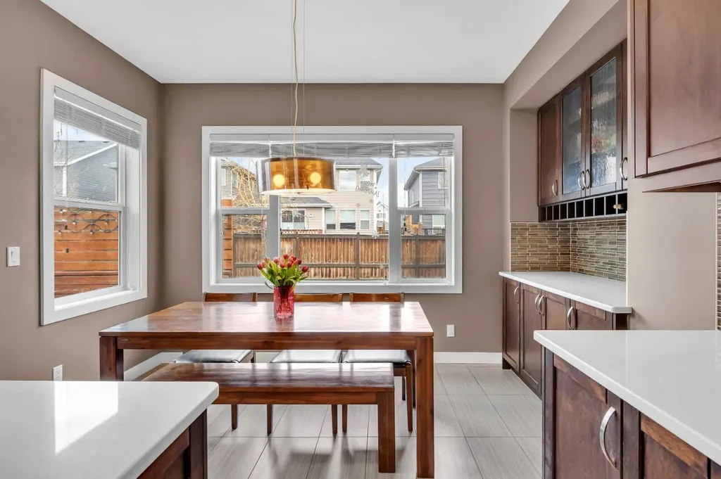 131 Sherwood Street NW Calgary AB T3R 0P1