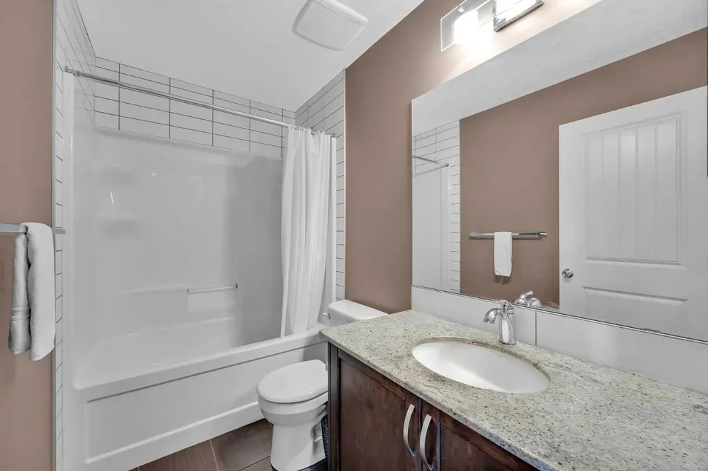 131 Sherwood Street NW Calgary AB T3R 0P1