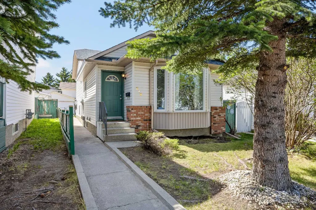 316 Coventry Close NE Calgary AB T3K 4C5