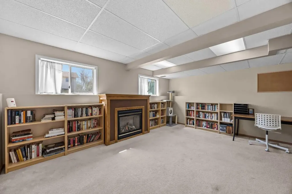 316 Coventry Close NE Calgary AB T3K 4C5