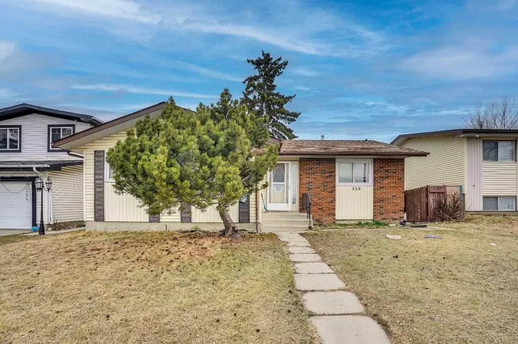 528 Whiteridge Way NE Calgary AB T1Y2Y4