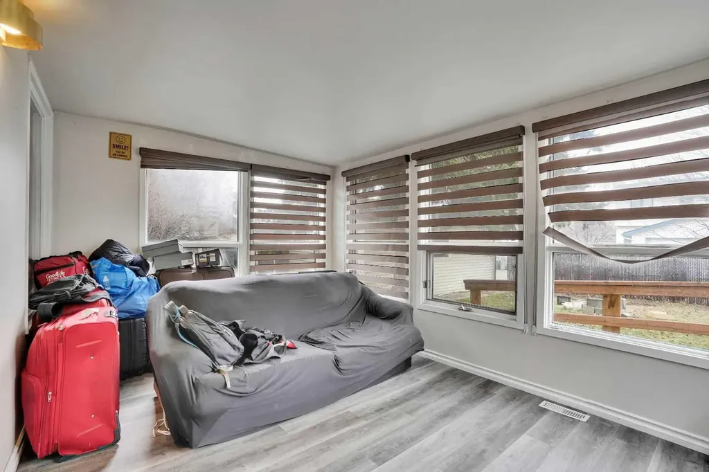 528 Whiteridge Way NE Calgary AB T1Y2Y4