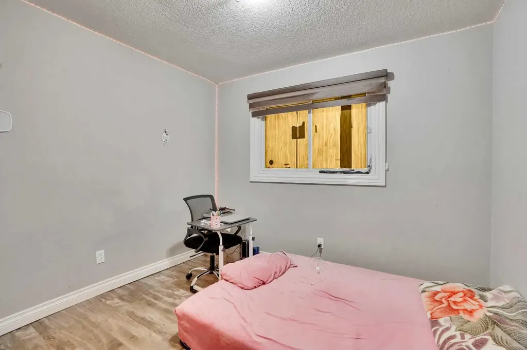 528 Whiteridge Way NE Calgary AB T1Y2Y4