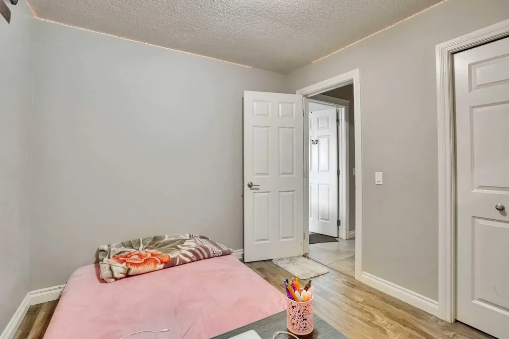 528 Whiteridge Way NE Calgary AB T1Y2Y4