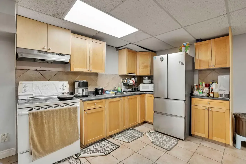 528 Whiteridge Way NE Calgary AB T1Y2Y4