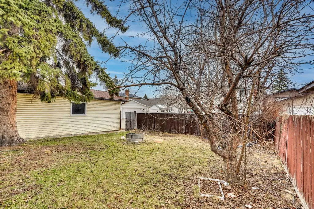 528 Whiteridge Way NE Calgary AB T1Y2Y4