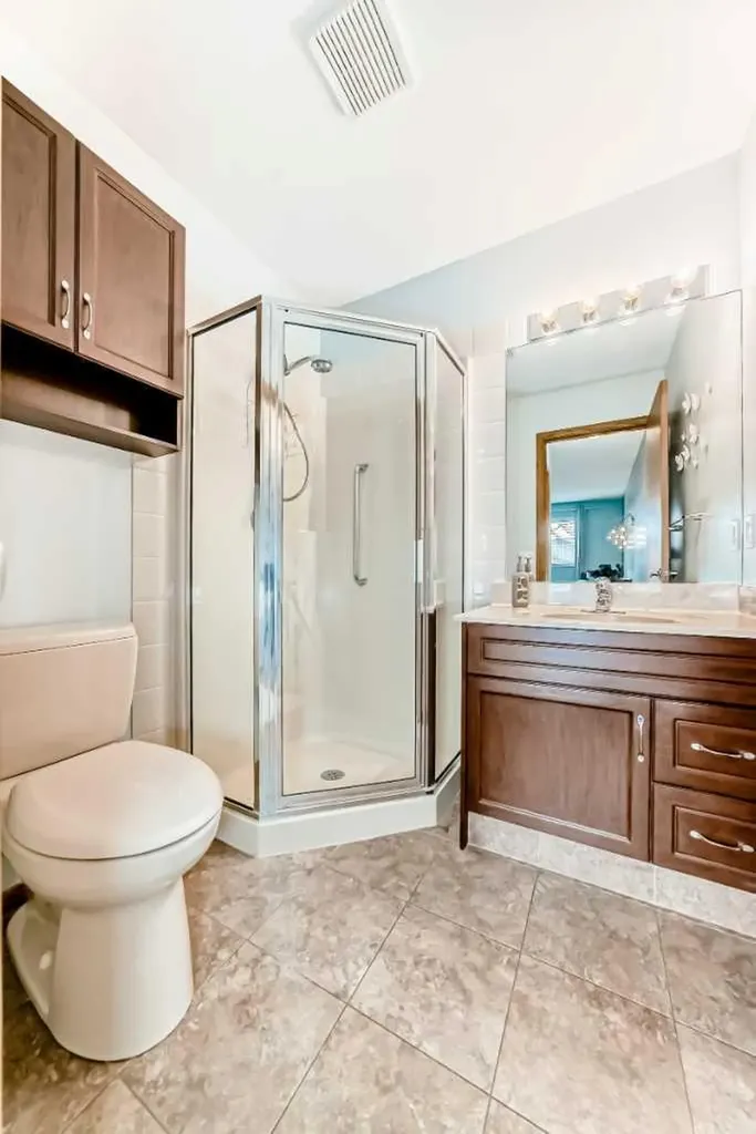 16 Edenwold Green NW Calgary AB T3A 5B8