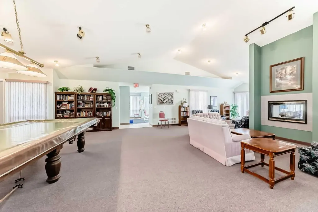 16 Edenwold Green NW Calgary AB T3A 5B8
