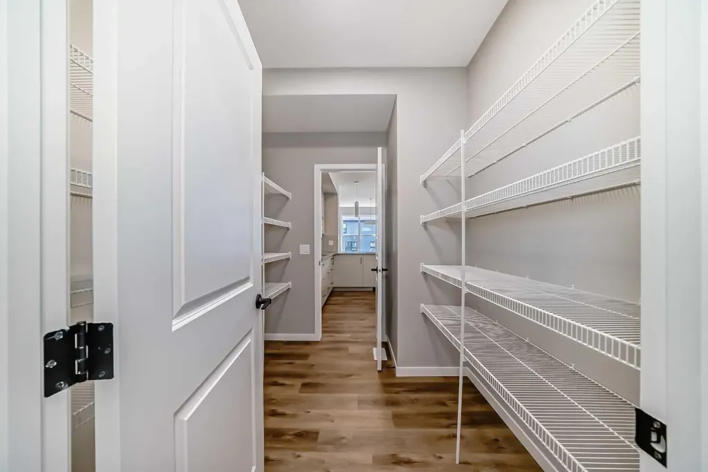 50 Magnolia Gardens SE Calgary AB T3M 2P6