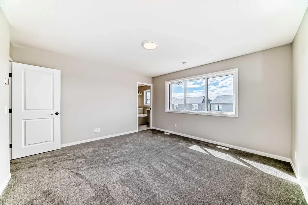 50 Magnolia Gardens SE Calgary AB T3M 2P6