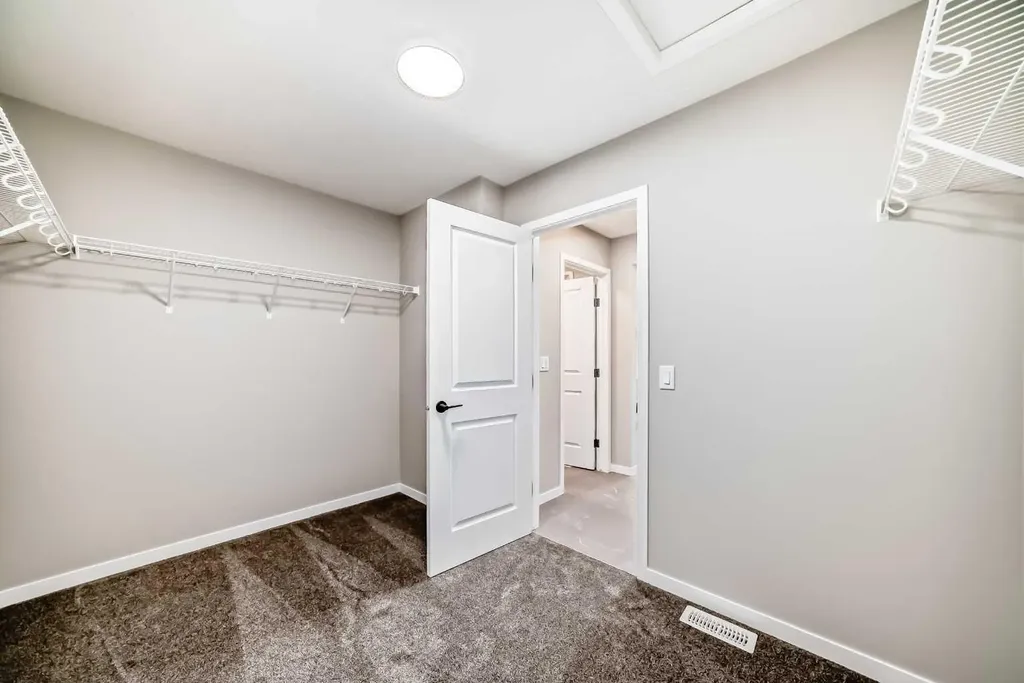 50 Magnolia Gardens SE Calgary AB T3M 2P6
