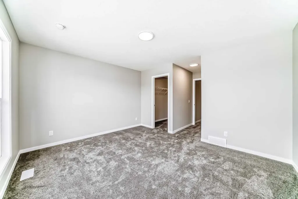 50 Magnolia Gardens SE Calgary AB T3M 2P6