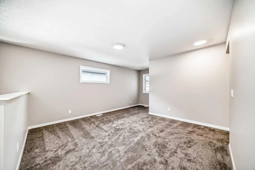 50 Magnolia Gardens SE Calgary AB T3M 2P6