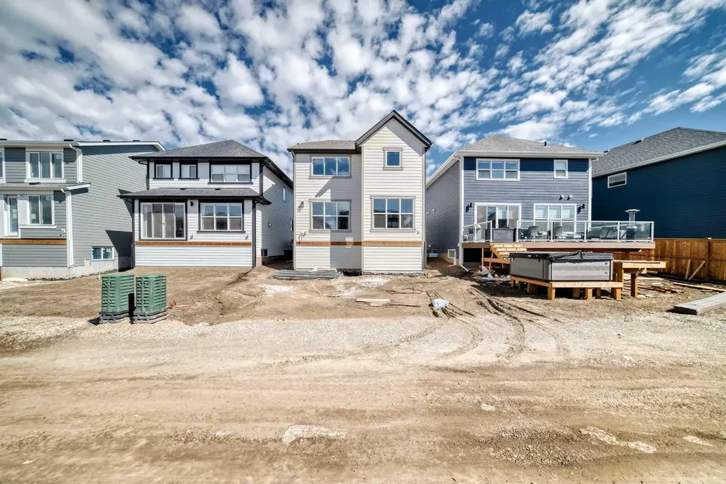 50 Magnolia Gardens SE Calgary AB T3M 2P6