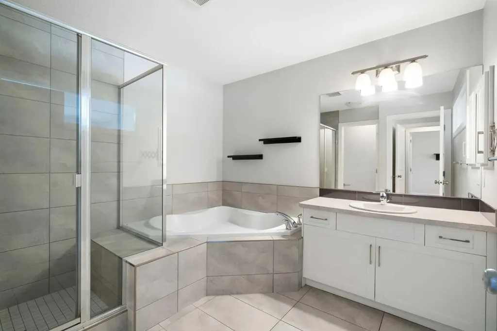 239 Kinniburgh Road Chestermere AB T1X 0Y7