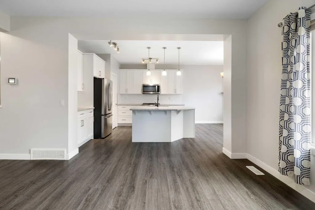239 Kinniburgh Road Chestermere AB T1X 0Y7