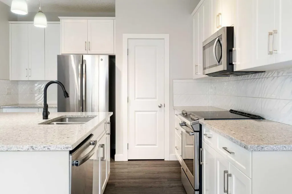 239 Kinniburgh Road Chestermere AB T1X 0Y7