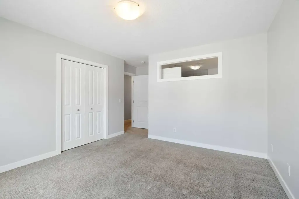 239 Kinniburgh Road Chestermere AB T1X 0Y7