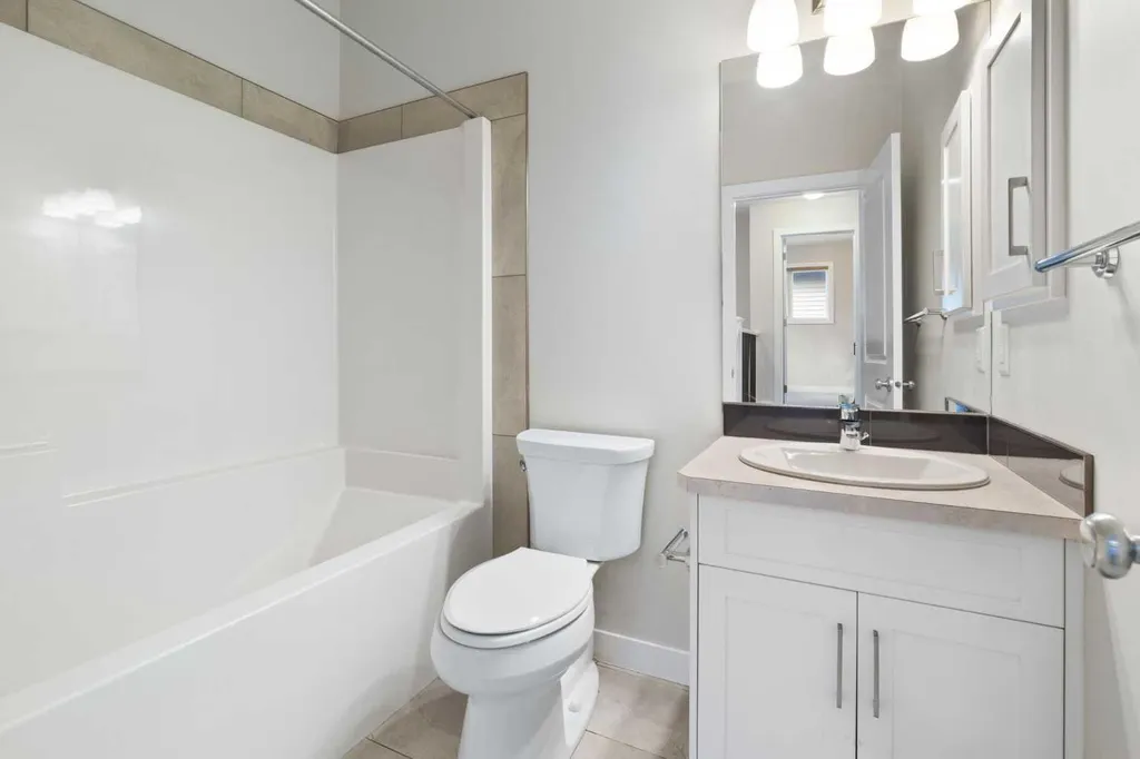 239 Kinniburgh Road Chestermere AB T1X 0Y7