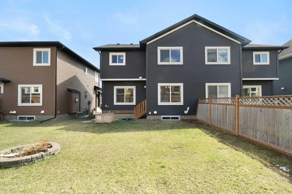 239 Kinniburgh Road Chestermere AB T1X 0Y7