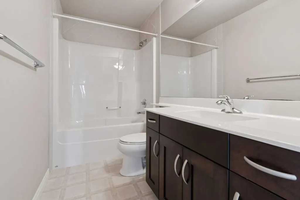 357 Kincora Drive NW Calgary AB T3R 1N3