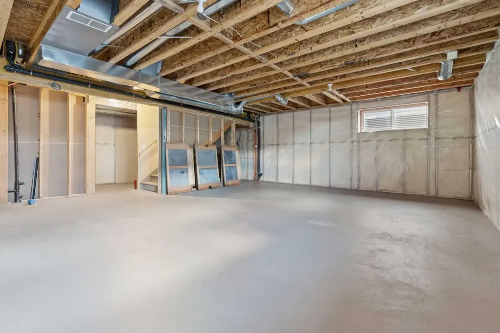 357 Kincora Drive NW Calgary AB T3R 1N3