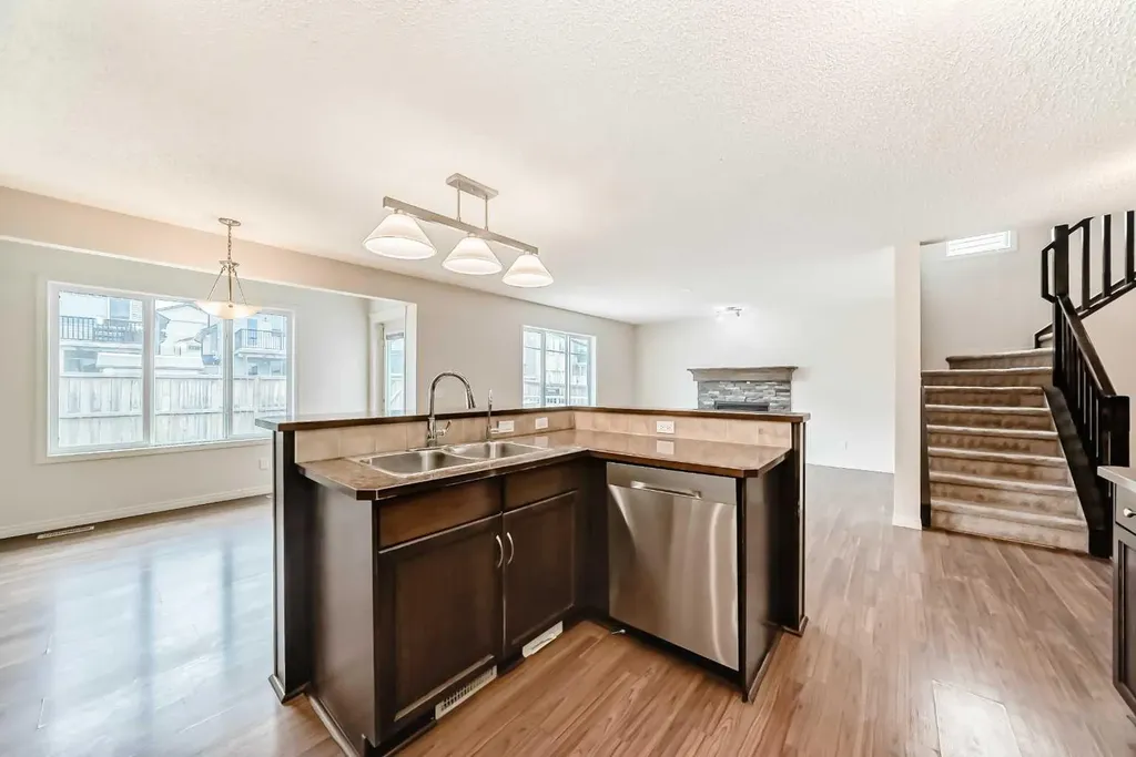 455 Cimarron Boulevard Okotoks AB T1S 0H7
