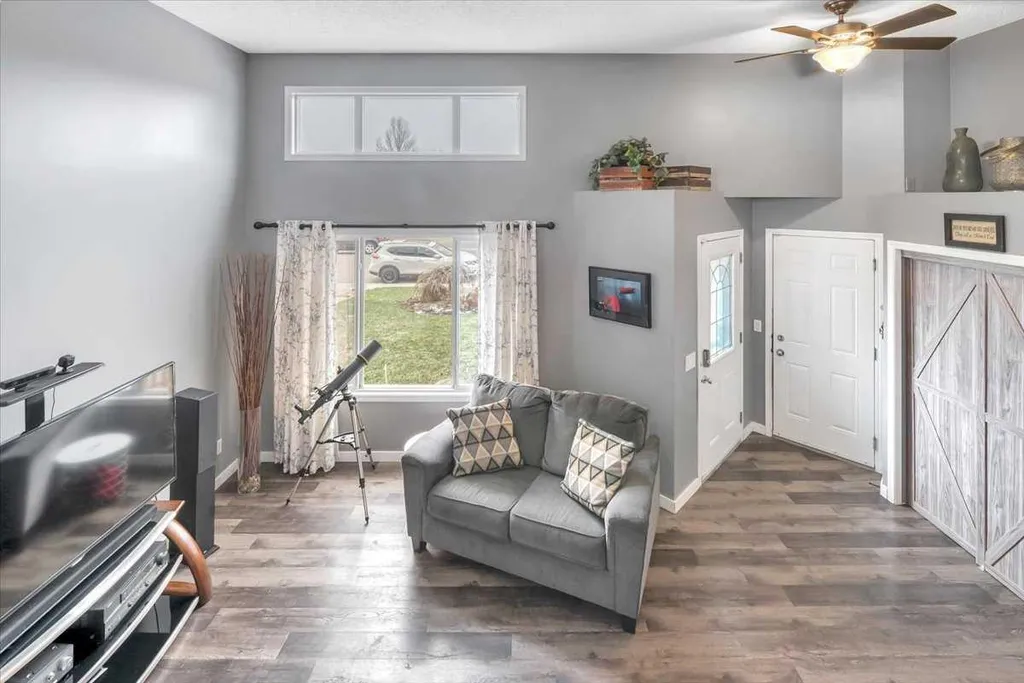 156 Aspen Creek Crescent Strathmore AB T1P 0A7