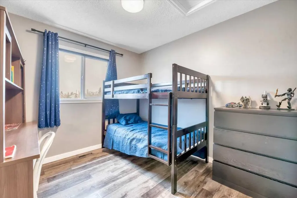 156 Aspen Creek Crescent Strathmore AB T1P 0A7
