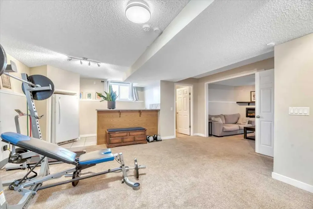 156 Aspen Creek Crescent Strathmore AB T1P 0A7