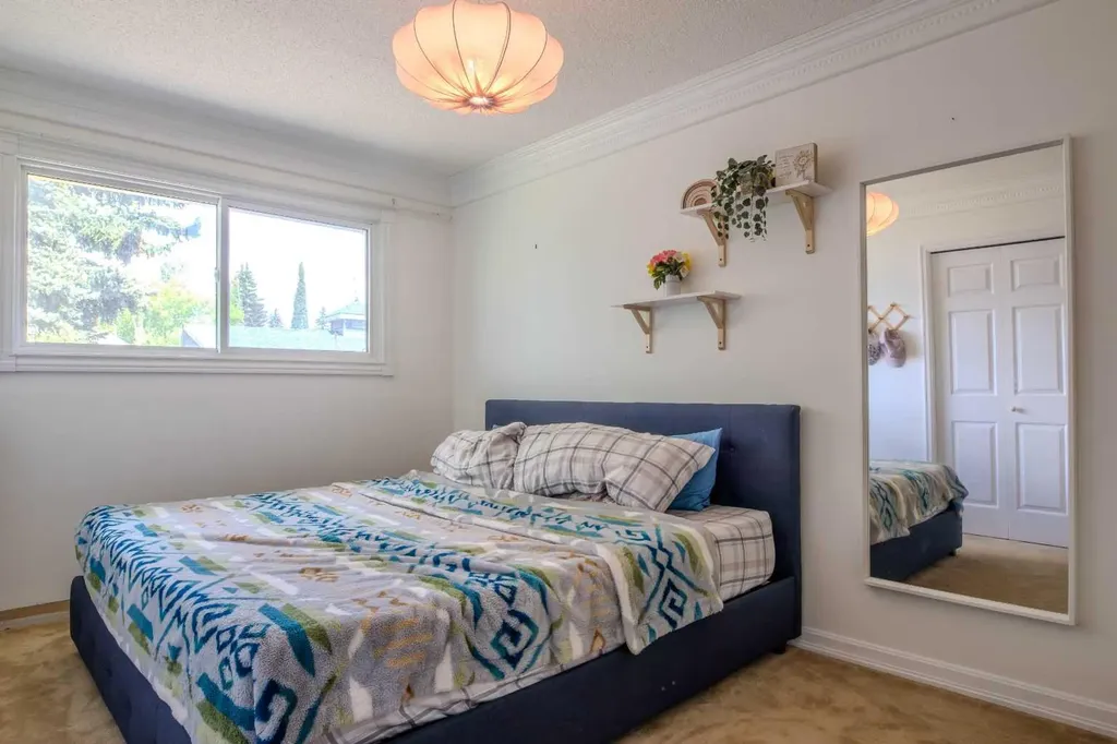 5936 Madigan Drive NE Calgary AB T2A 5A3