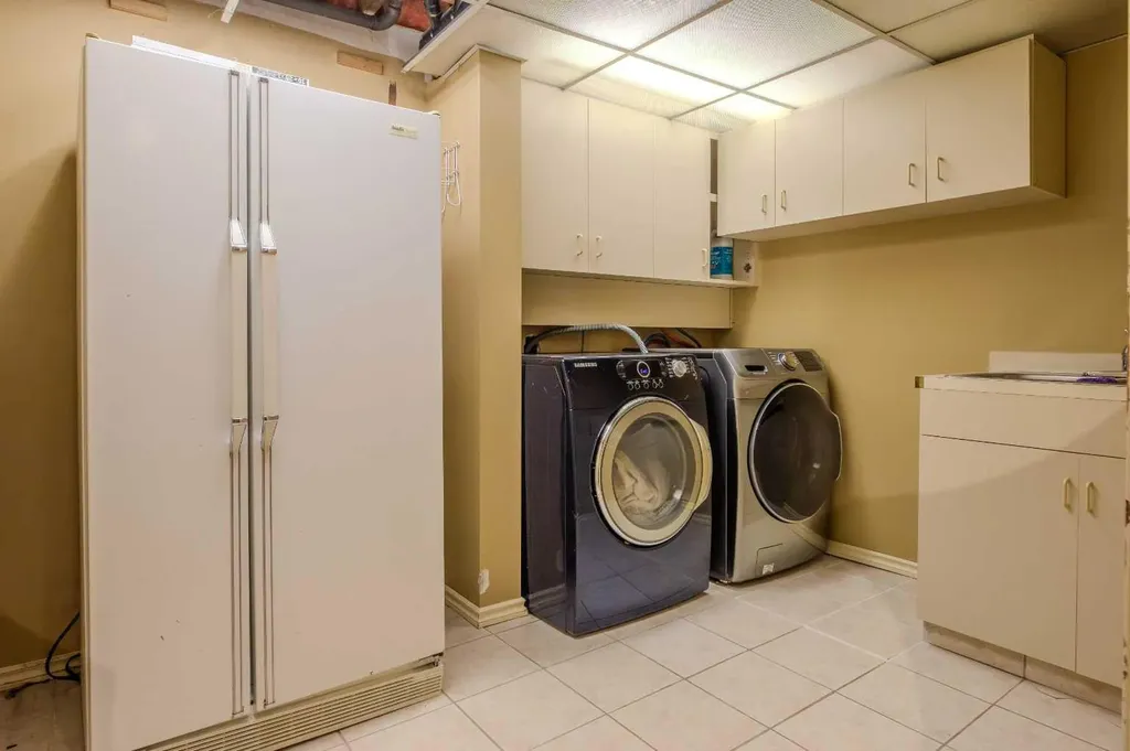 5936 Madigan Drive NE Calgary AB T2A 5A3