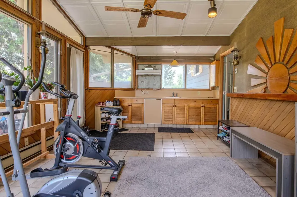 5936 Madigan Drive NE Calgary AB T2A 5A3