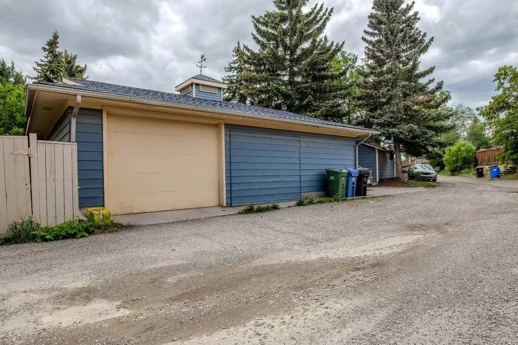 5936 Madigan Drive NE Calgary AB T2A 5A3