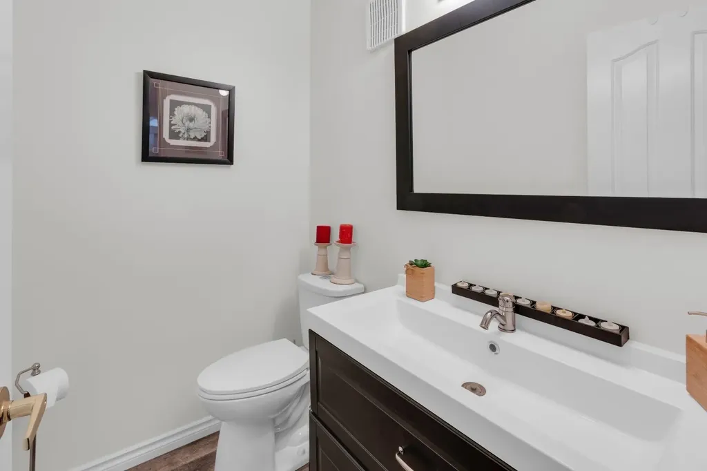 1818 Simcoe Boulevard SW Calgary AB T3H 3L9