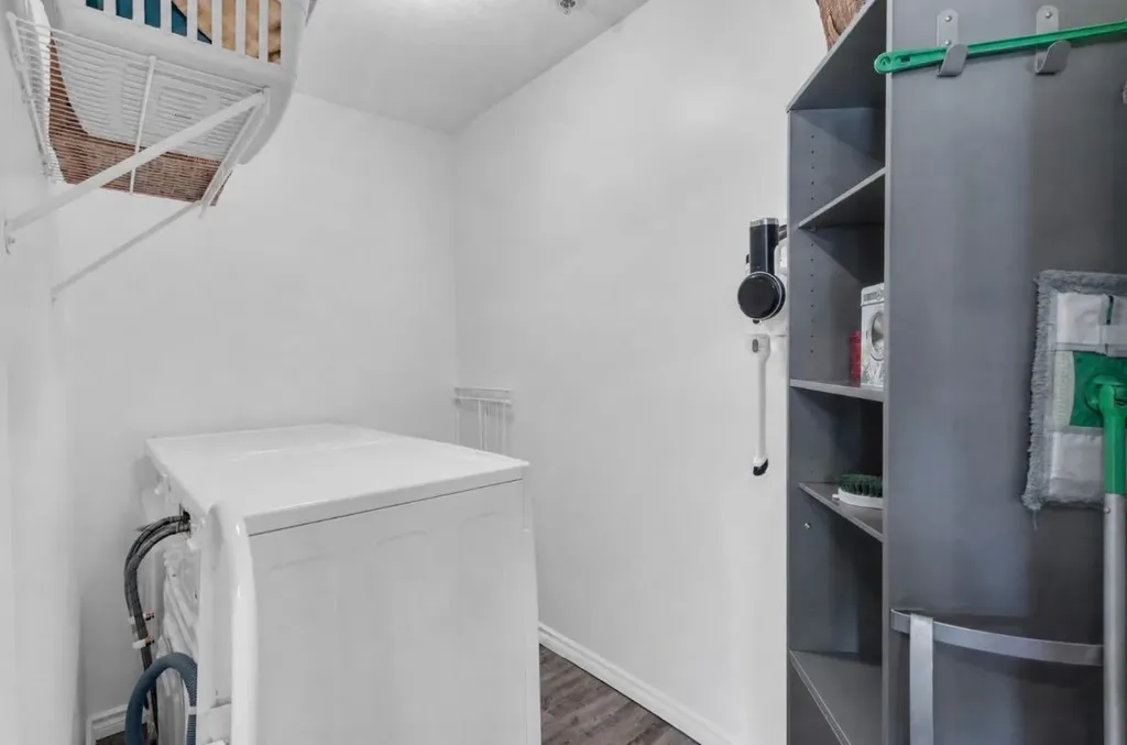 1818 Simcoe Boulevard SW Calgary AB T3H 3L9