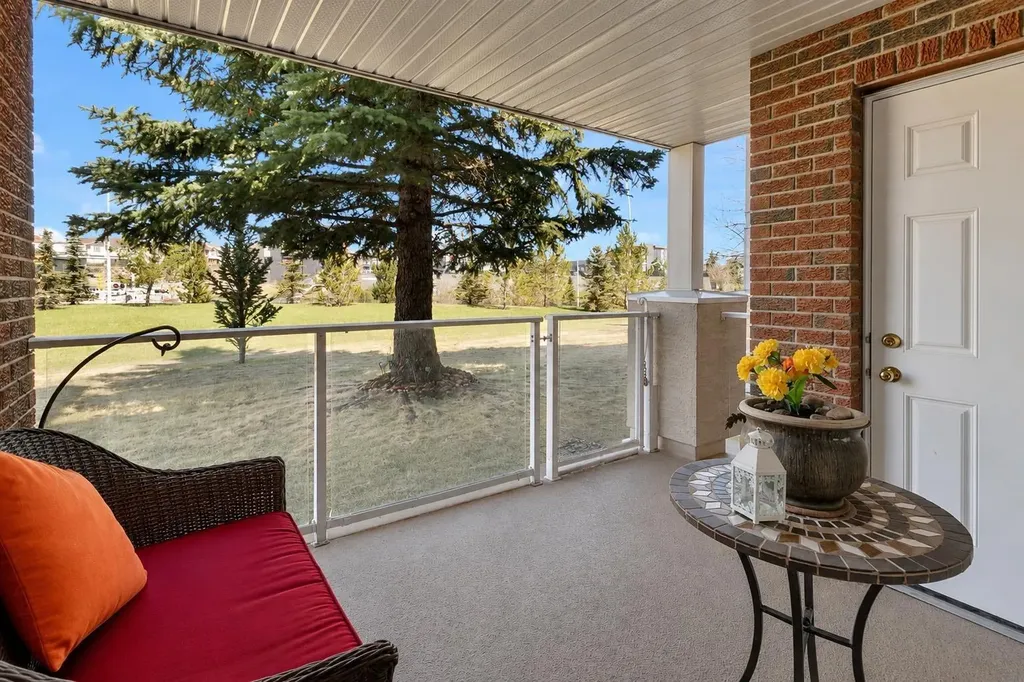 1818 Simcoe Boulevard SW Calgary AB T3H 3L9